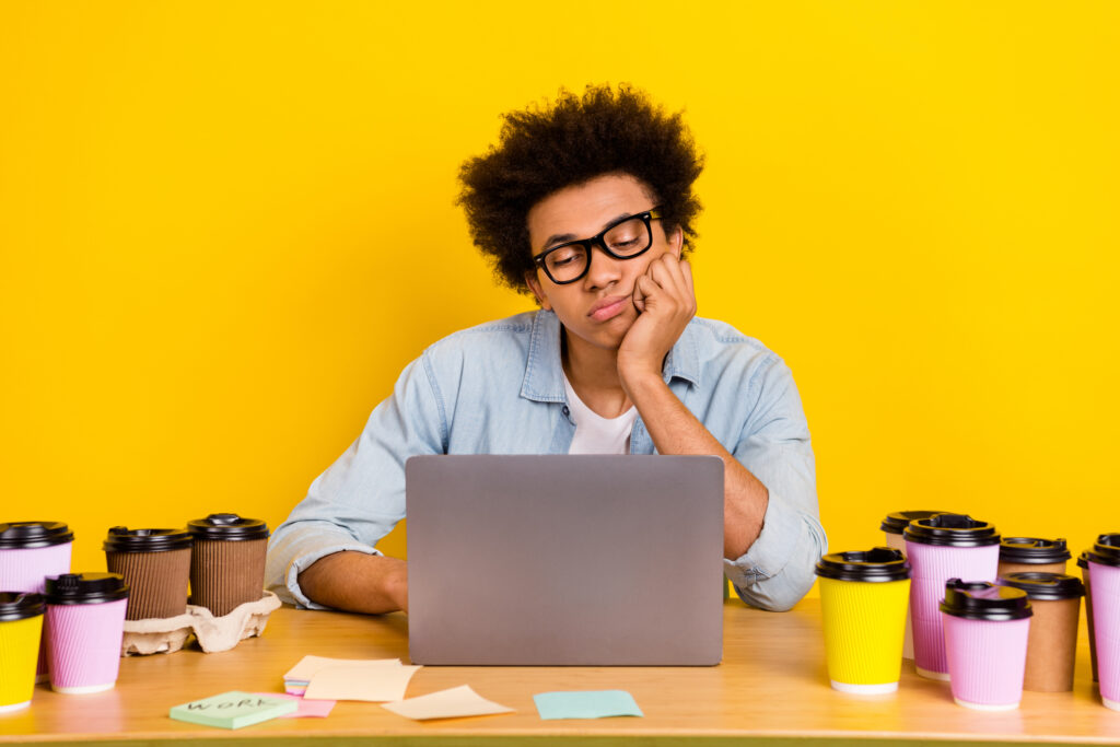 The afternoon slump: What’s behind it & 7 ways to fix it